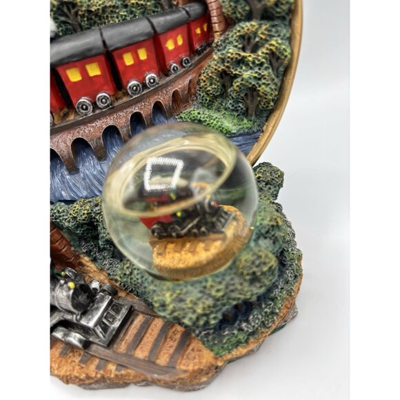 vintage 1999 3D train on Bridge  snowglobe Cadona  train engine Plate RARE - Picture 2 of 10
